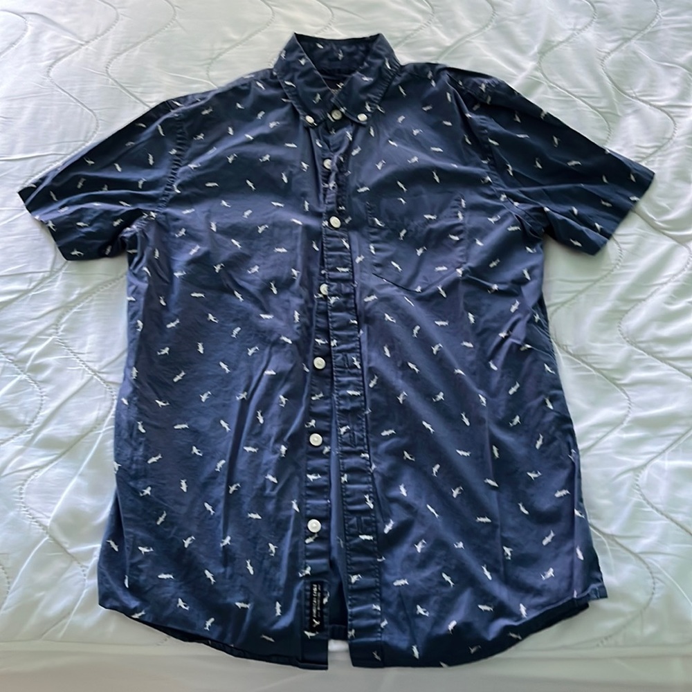 AE button down short sleeve shirt